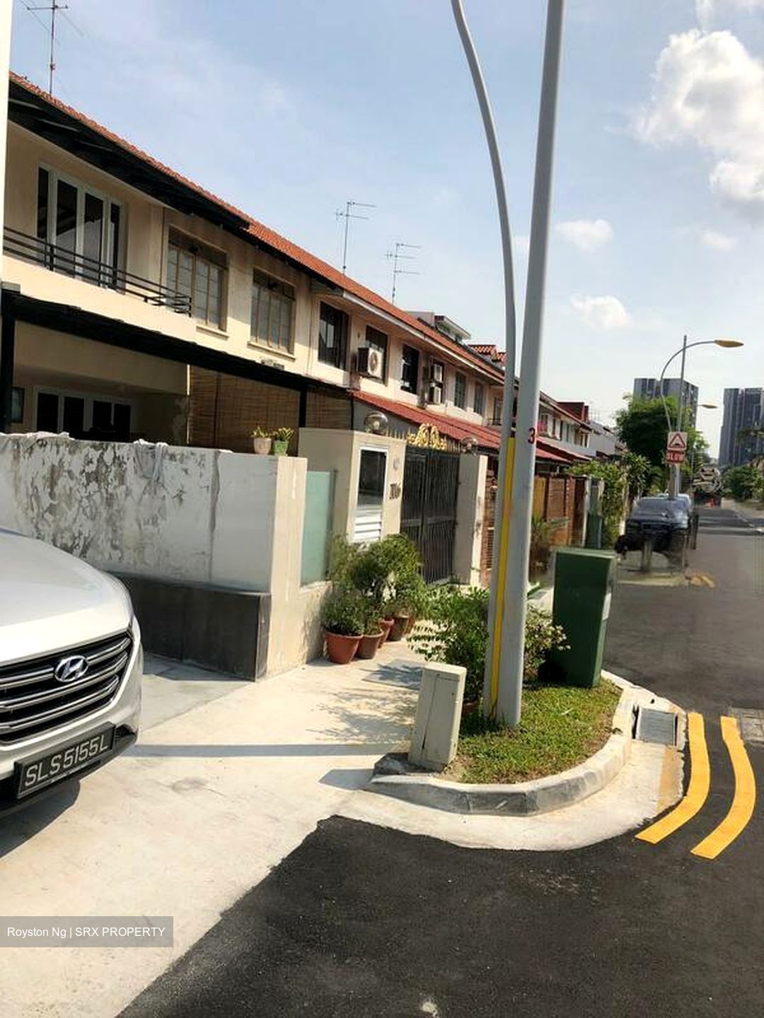 Sennett Estate (D13), Terrace #460999041